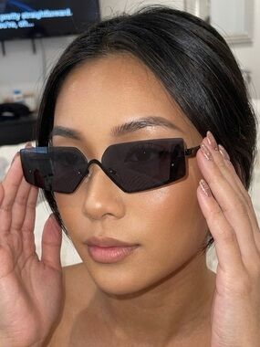 Black Rimless Geometric Sunglasses - Women Accessories